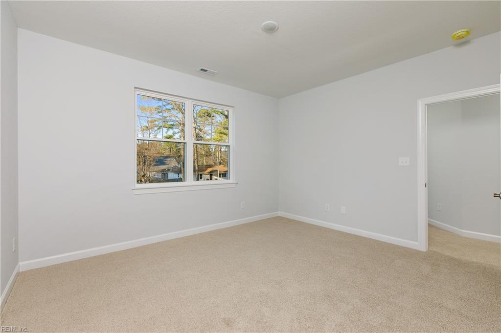 Chesapeake, Virginia 23322, United States, 5 Bedrooms Bedrooms, ,4 BathroomsBathrooms,Residential,Active,64725