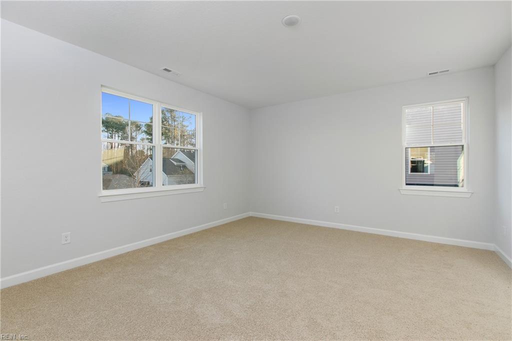 Chesapeake, Virginia 23322, United States, 5 Bedrooms Bedrooms, ,4 BathroomsBathrooms,Residential,Active,64725