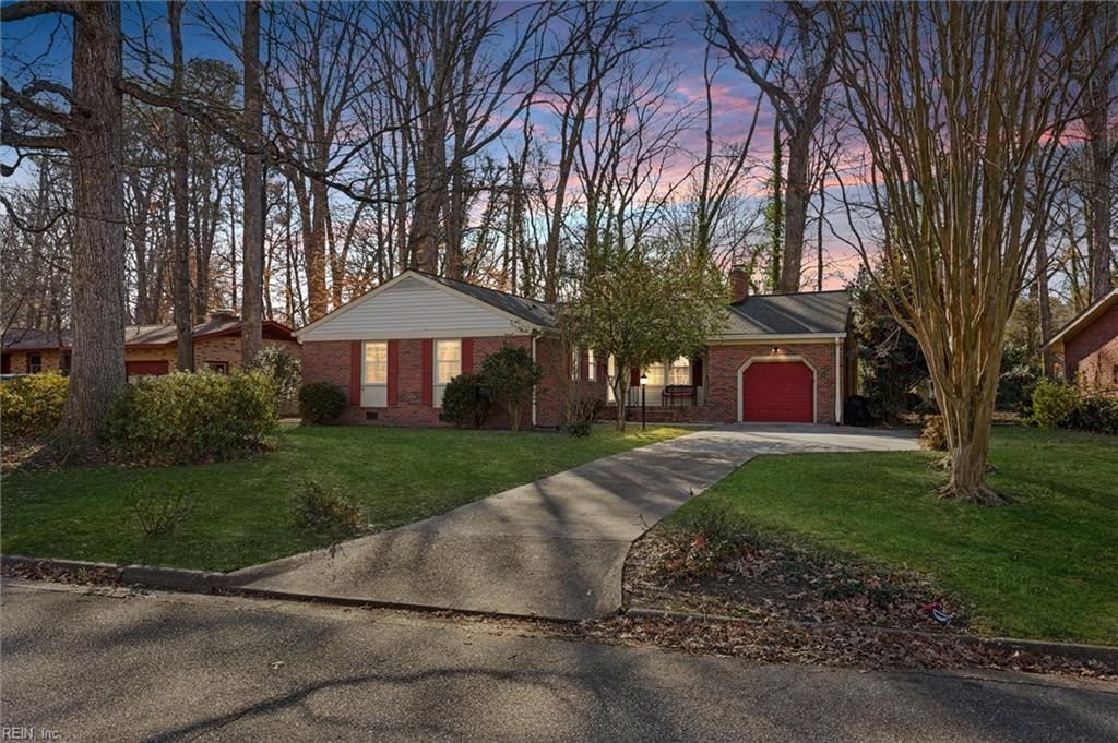 Photo of 93 Nicewood Drive, Newport News, VA 23602 (MLS # 10614404)