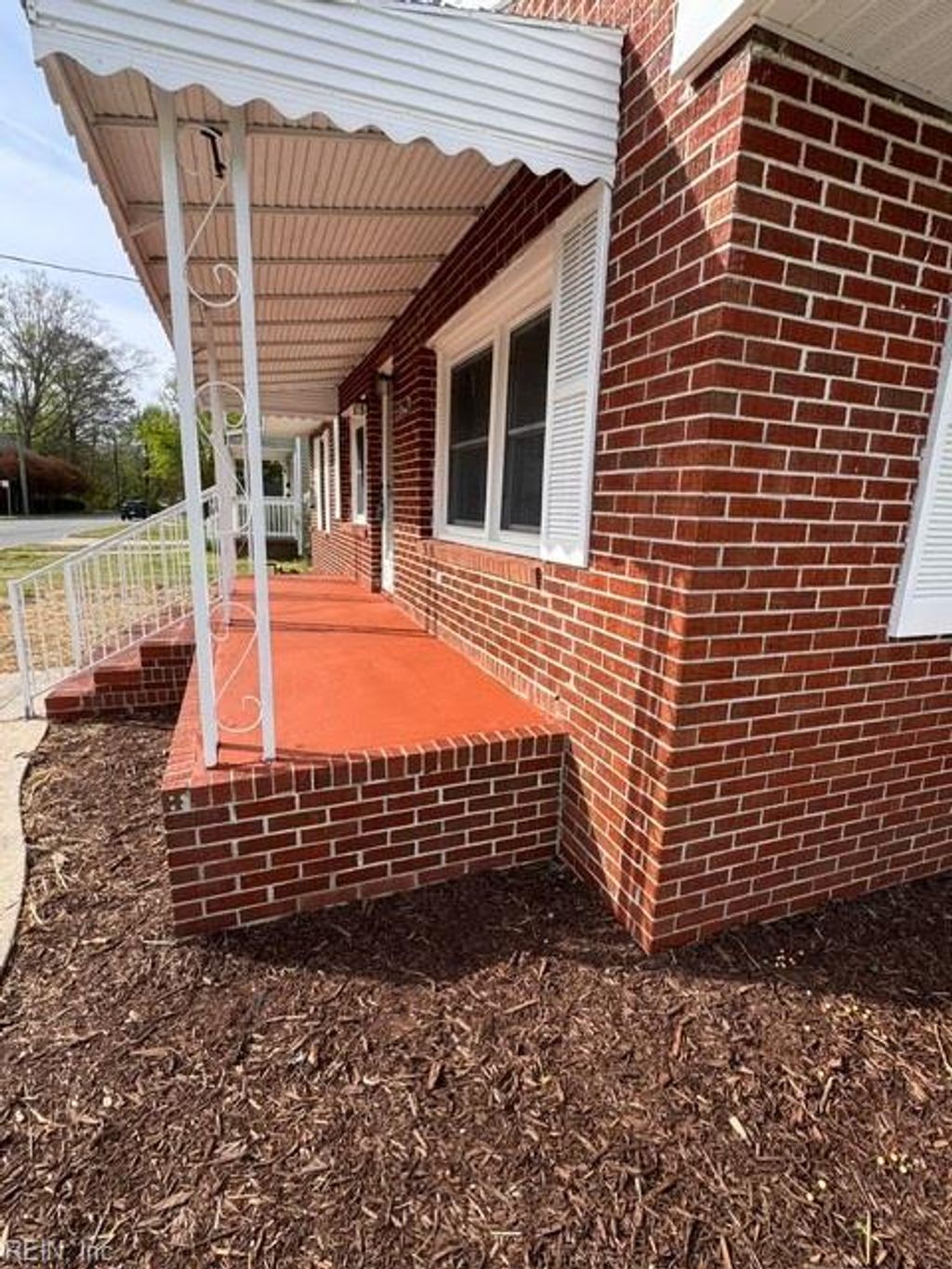 Photo of 129 S 6th Street, Suffolk, VA 23434 (MLS # 10628602)