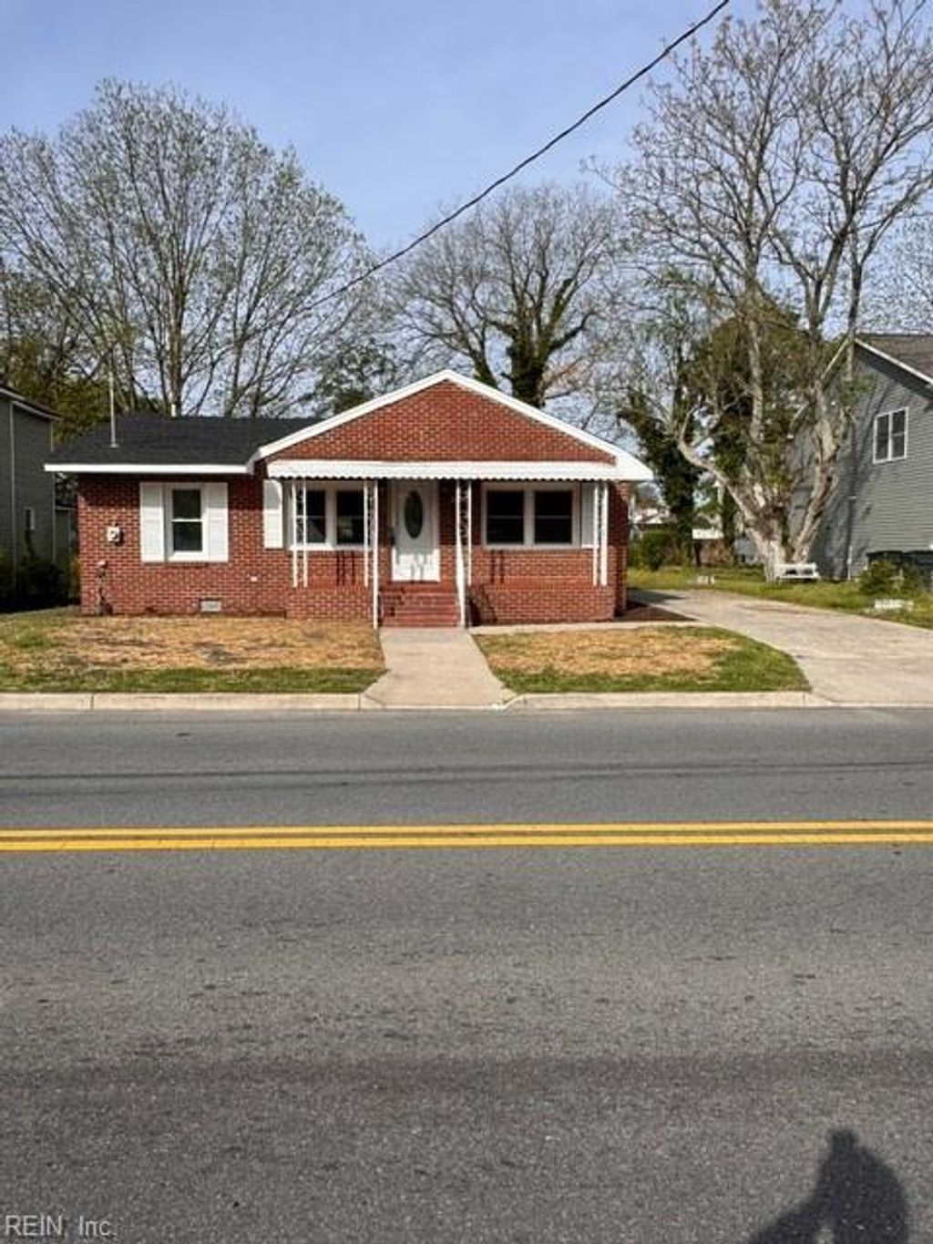 Photo of 129 S 6th Street, Suffolk, VA 23434 (MLS # 10628602)