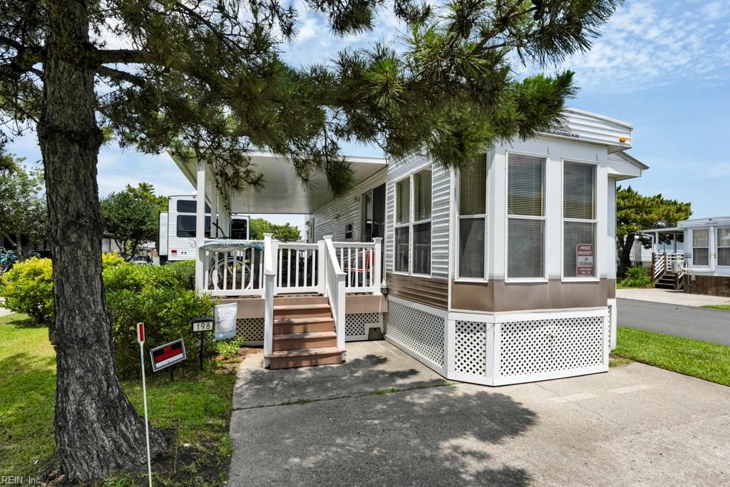 Photo of 3665 Sandpiper Road #198, Virginia Beach, VA 23454 (MLS # 10636124)