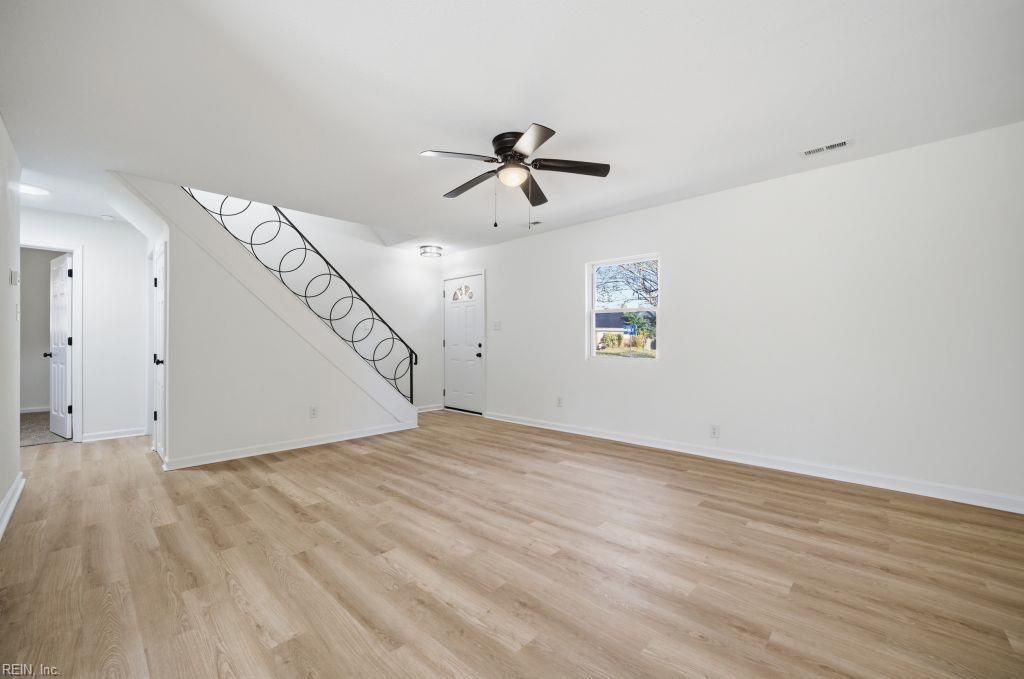 Photo of 5501 Deepdale Drive, Norfolk, VA 23502 (MLS # 10612199)