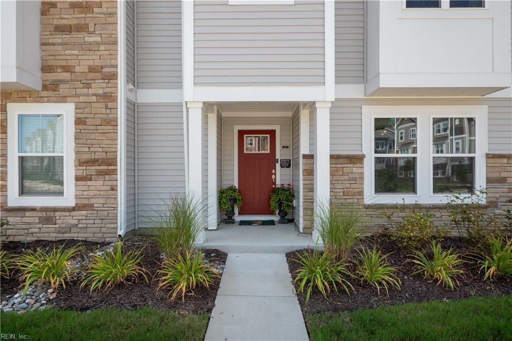 Photo of 2009 Laycock Lane #101, Suffolk, VA 23435 (MLS # 10615355)