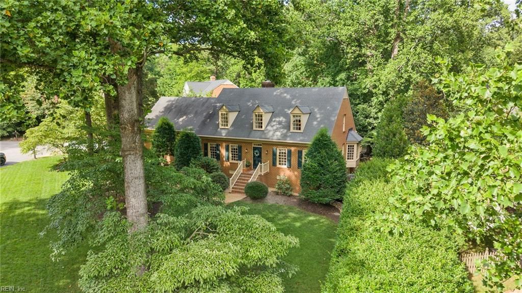 Photo of 104 Ambrose Hill, Williamsburg, VA 23185 (MLS # 10644329)