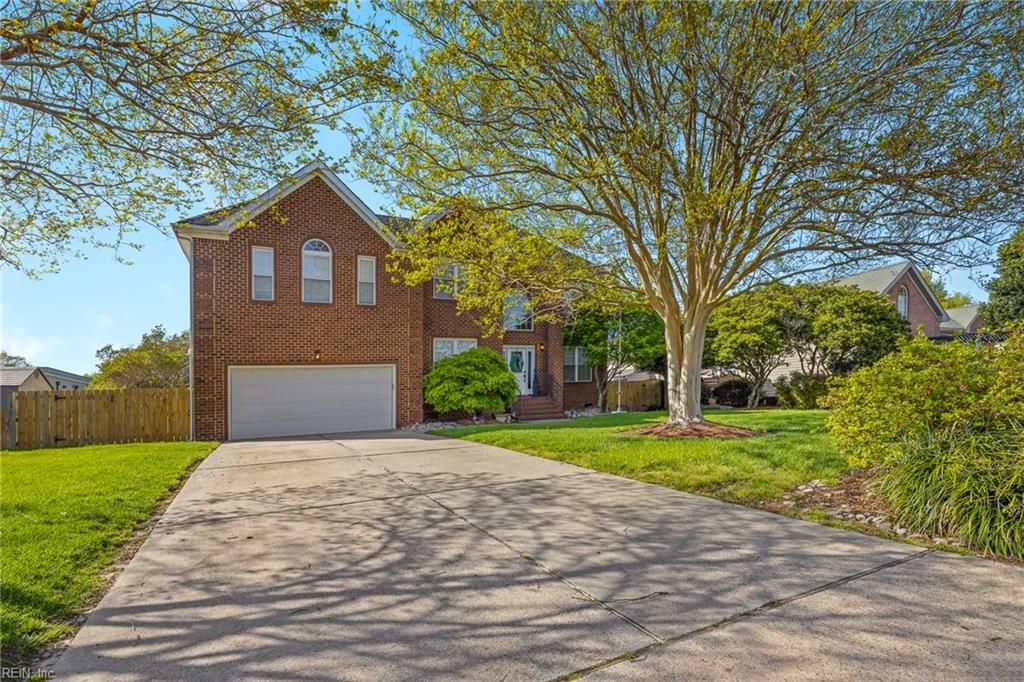 Photo of 1064 Sandoval Drive, Virginia Beach, VA 23454 (MLS # 10633320)