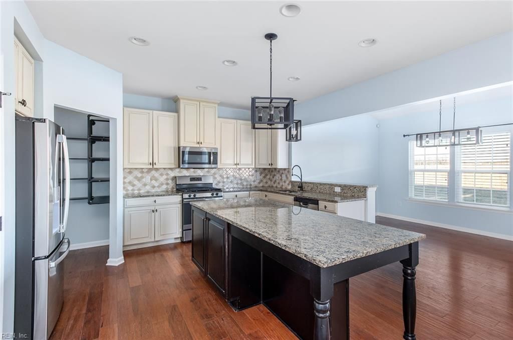 Photo of 331 Spring Hill Place, Smithfield, VA 23430 (MLS # 10619990)