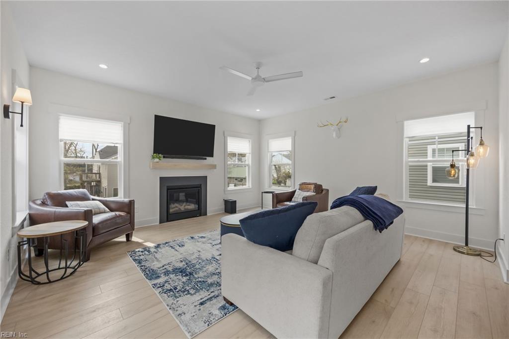 Photo of 712 14th Street #B, Virginia Beach, VA 23451 (MLS # 10650372)
