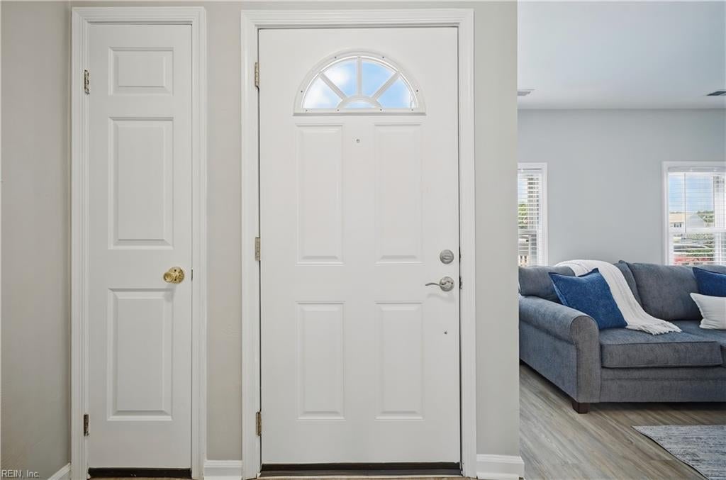 Photo of 712 Glenshire Drive, Virginia Beach, VA 23462 (MLS # 10646518)