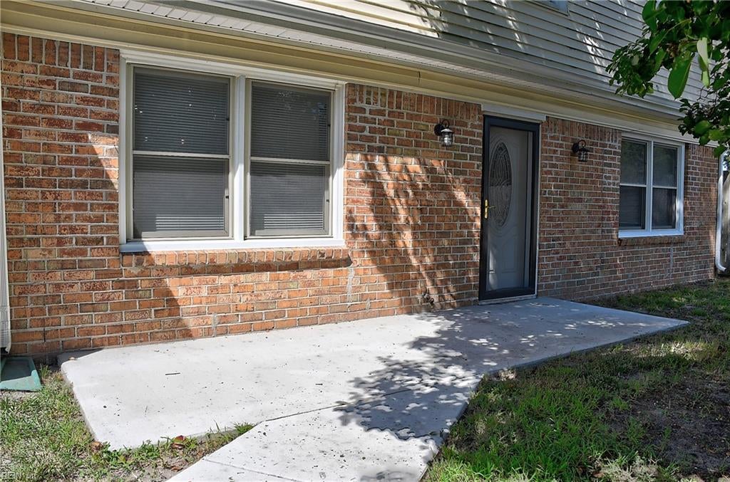 Photo of 4129 Windsor Gate Place, Virginia Beach, VA 23452 (MLS # 10657616)