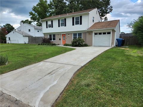 416 Dauphin LN Virginia Beach VA 23452