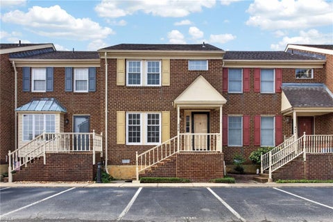 Photo for 306 Worthington SQ
