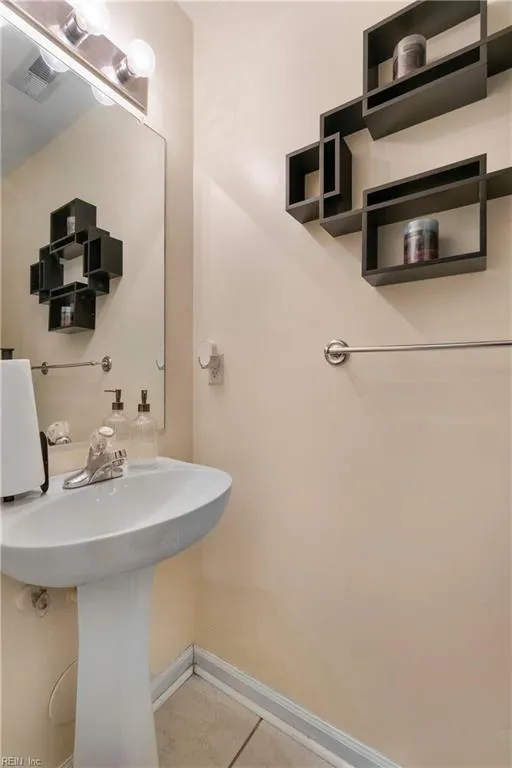 Chesapeake, Virginia 23320, United States, 3 Bedrooms Bedrooms, ,3 BathroomsBathrooms,Residential,Active,87822