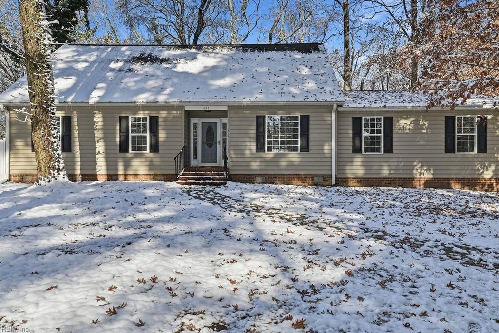 Photo of 828 Connors Drive, Newport News, VA 23608 (MLS # 10613161)