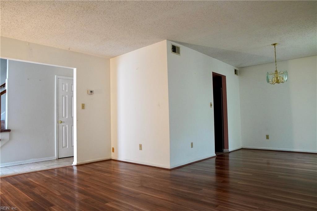 Photo of 2110 Logans Mill Trail, Chesapeake, VA 23320 (MLS # 10658448)