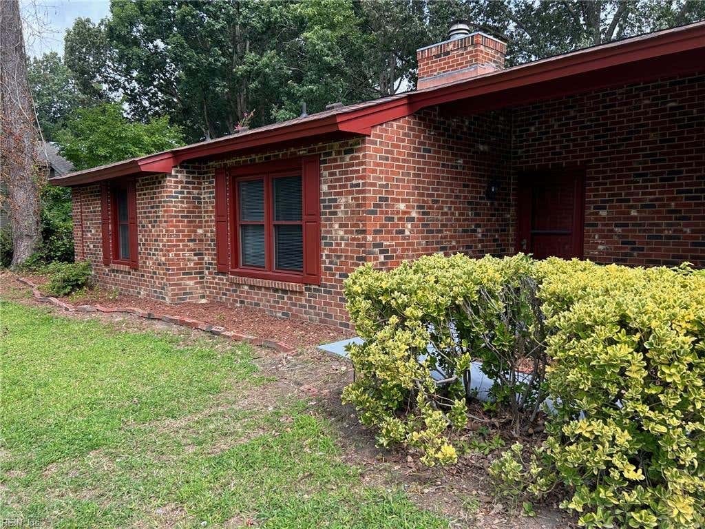 Photo of 507 Great Park Drive, Newport News, VA 23608 (MLS # 10647167)