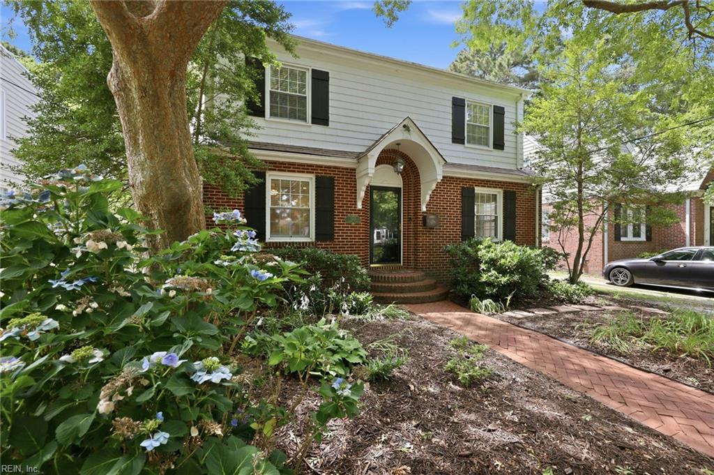 Photo of 5215 Argall Avenue, Norfolk, VA 23508 (MLS # 10655164)