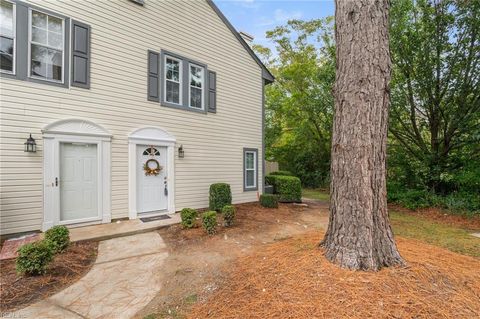 134 Castilian DR Virginia Beach VA 23462
