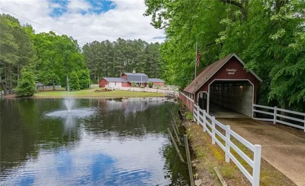 Photo of 1058 Pine Log Road, Skippers, VA 23879 (MLS # 10626917)