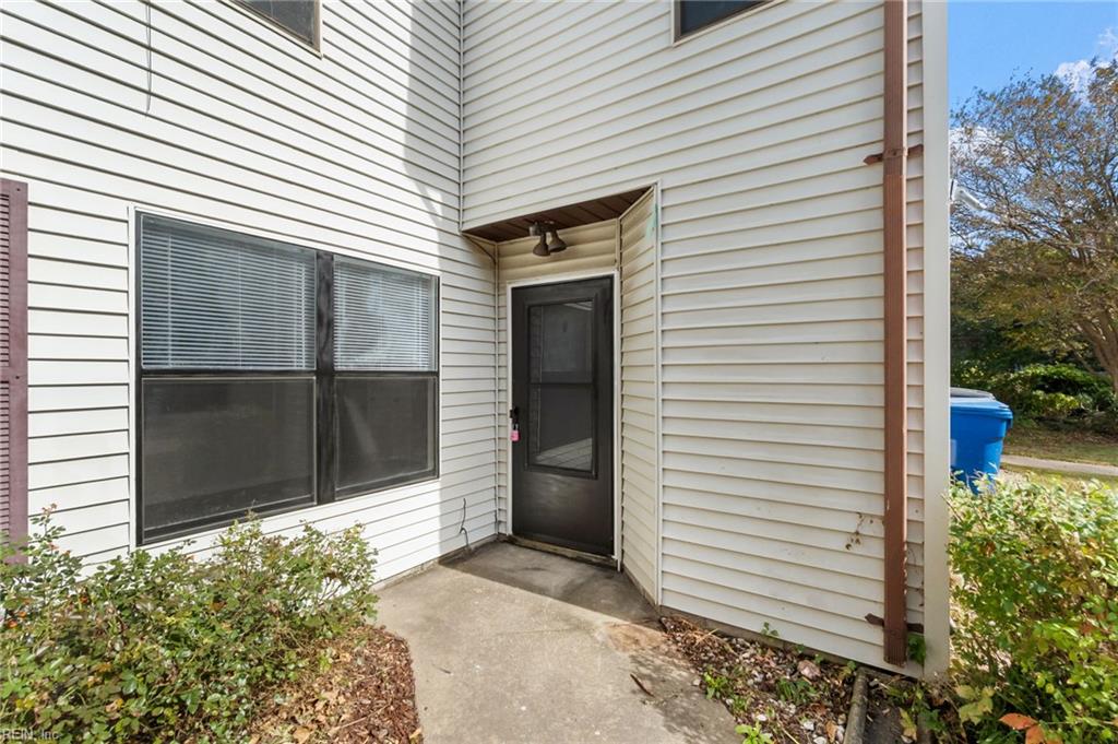 Photo of 1006 Coastaway Drive, Virginia Beach, VA 23451 (MLS # 10660009)