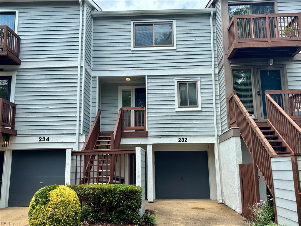 232 Mill Point DR