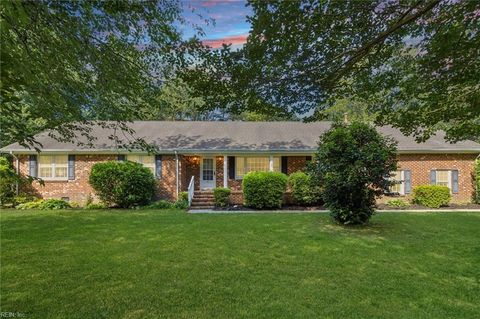 829 Prince Phillip DR Virginia Beach VA 23452