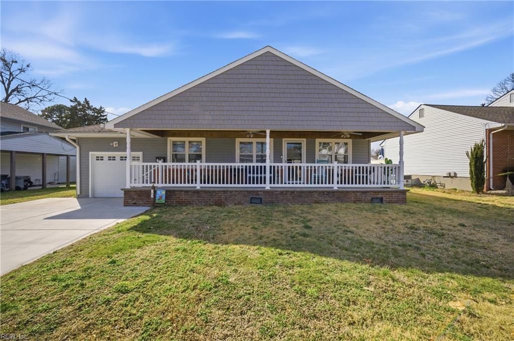 Photo of 29 Lancaster Terrace, Hampton, VA 23666 (MLS # 10625719)