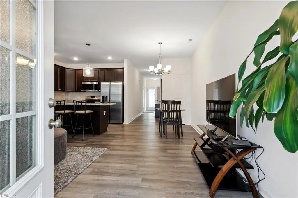 Newport News, Virginia 23608, United States, 2 Bedrooms Bedrooms, ,3 BathroomsBathrooms,Residential,Active,77208