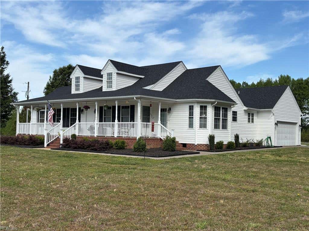 Photo of 926 Freeman Mill Road, Suffolk, VA 23438 (MLS # 10637826)