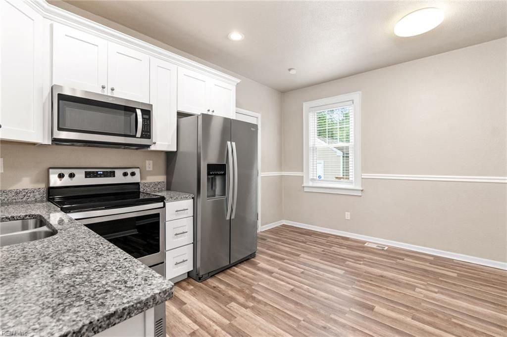 Photo of 3106 Peronne Avenue, Norfolk, VA 23509 (MLS # 10613916)