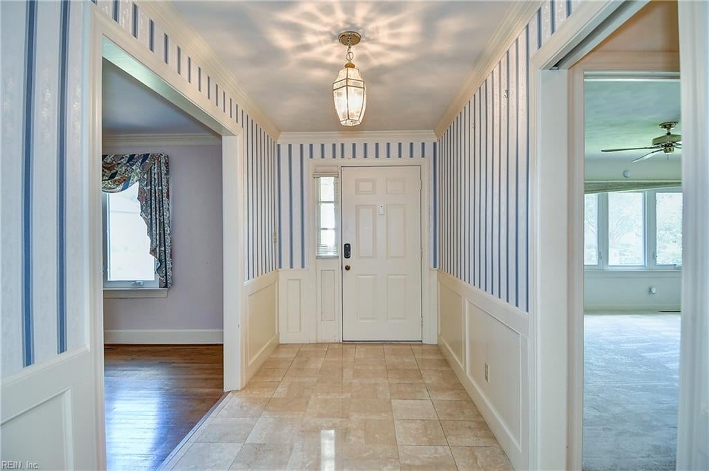 Photo of 1804 Templeton Lane, Virginia Beach, VA 23454 (MLS # 10647033)