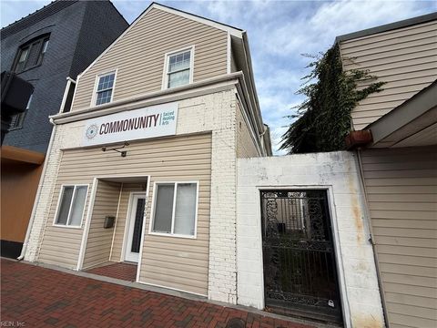 Photo of 1005 Chesapeake Avenue, Chesapeake, VA 23324 (MLS # 10613422)