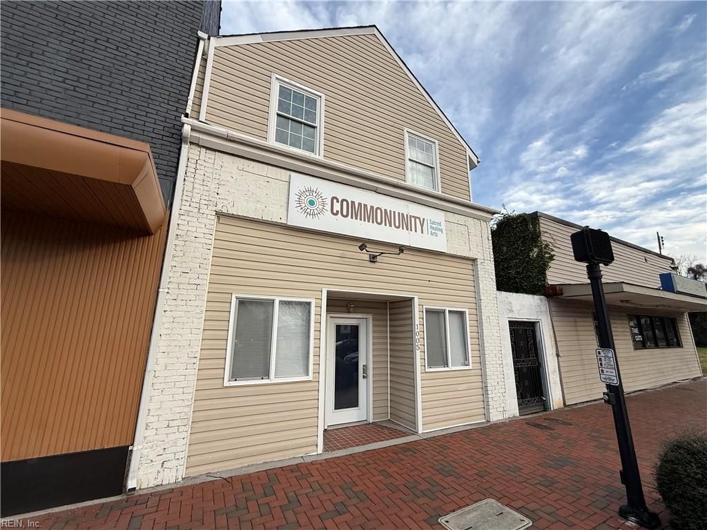 Photo of 1005 Chesapeake Avenue, Chesapeake, VA 23324 (MLS # 10613422)