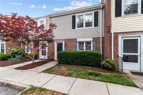 570 Tenbee LN Virginia Beach VA 23451