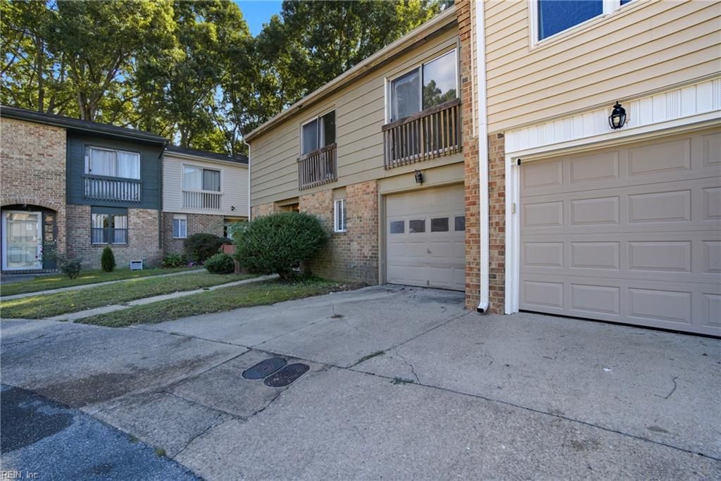 Photo of 1357 Glyndon Drive, Virginia Beach, VA 23464 (MLS # 10605944)
