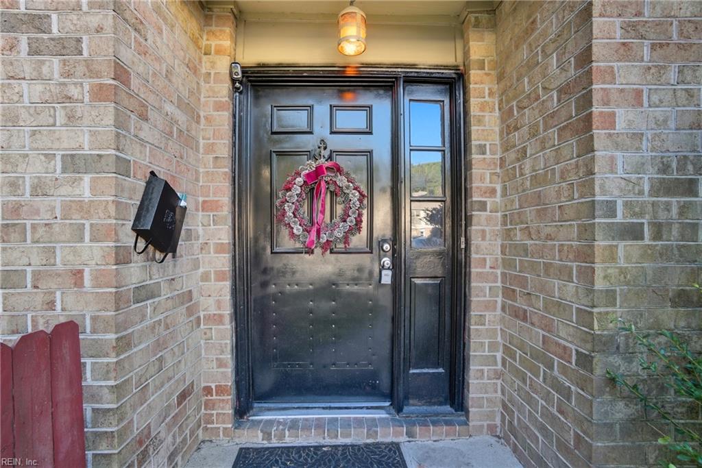 1357 Glyndon DR