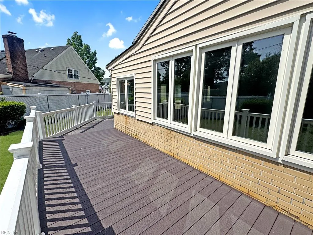 Virginia Beach, Virginia 23464, United States, 4 Bedrooms Bedrooms, ,3 BathroomsBathrooms,Residential,Pending,122033