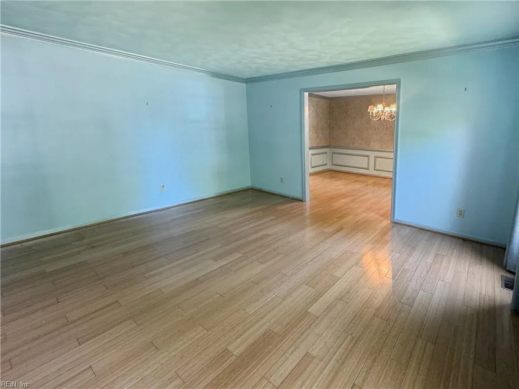 Virginia Beach, Virginia 23464, United States, 4 Bedrooms Bedrooms, ,3 BathroomsBathrooms,Residential,Pending,122033