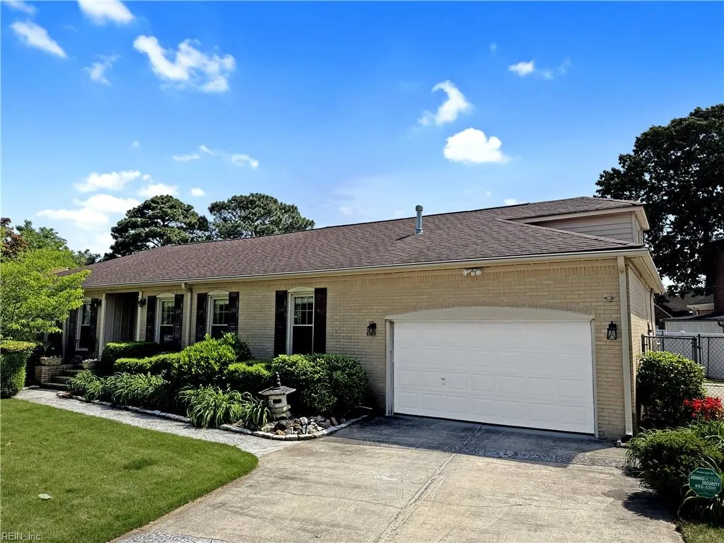 Virginia Beach, Virginia 23464, United States, 4 Bedrooms Bedrooms, ,3 BathroomsBathrooms,Residential,Pending,122033