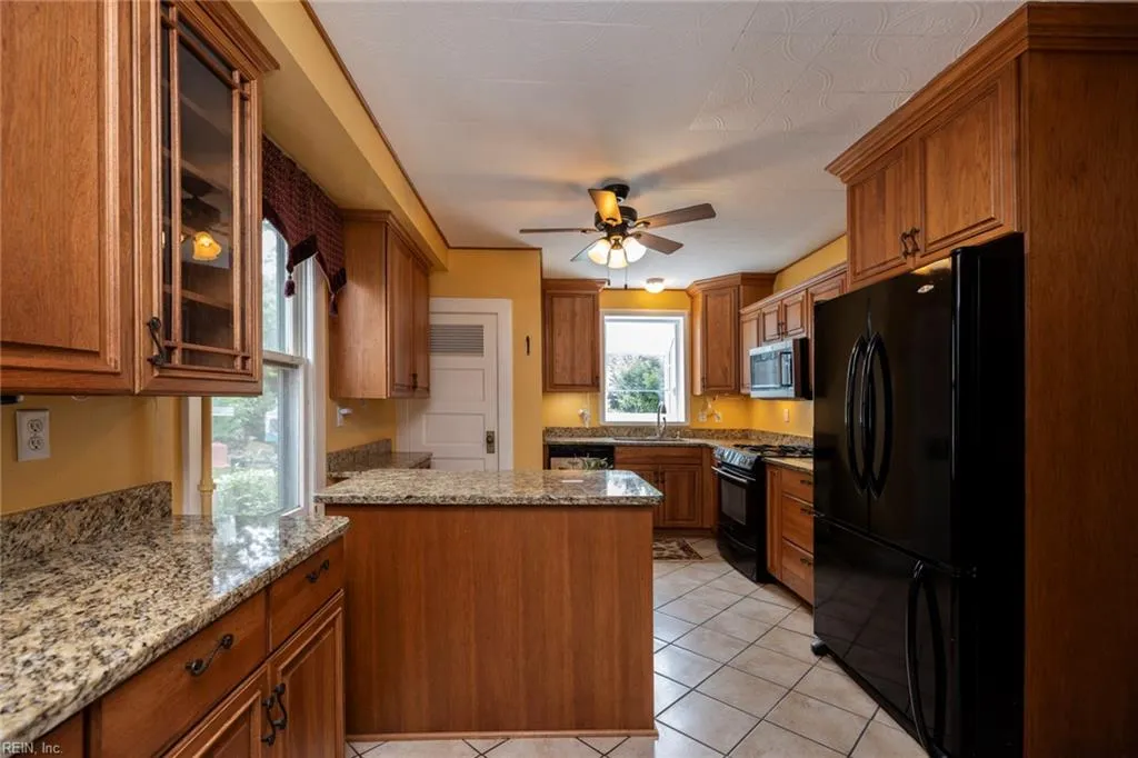 Portsmouth, Virginia 23707, United States, 3 Bedrooms Bedrooms, ,2 BathroomsBathrooms,Residential,Active,144931