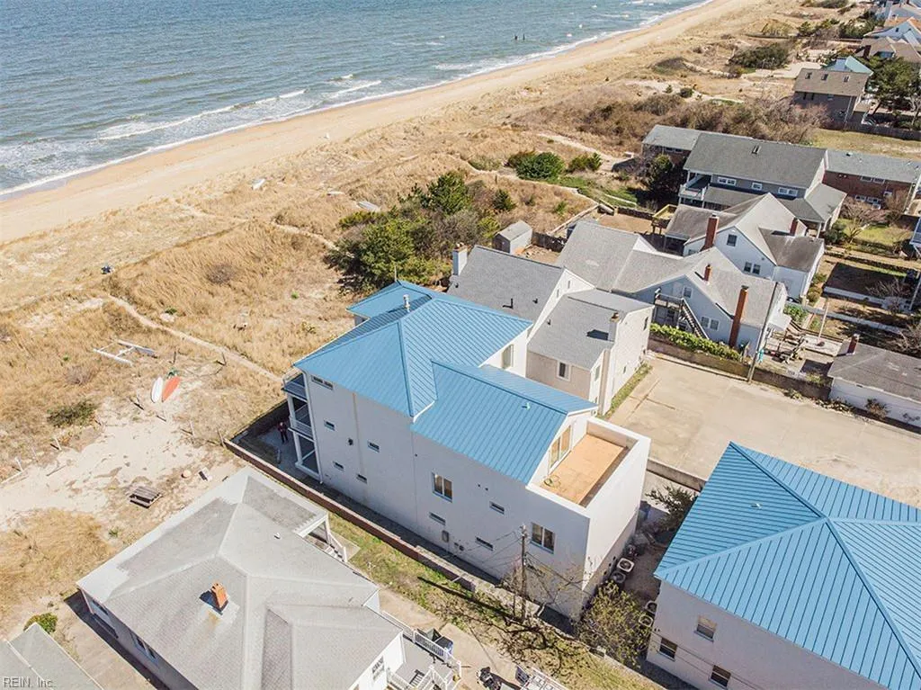 Norfolk, Virginia 23503, United States, 6 Bedrooms Bedrooms, ,4 BathroomsBathrooms,Residential,Active,88944