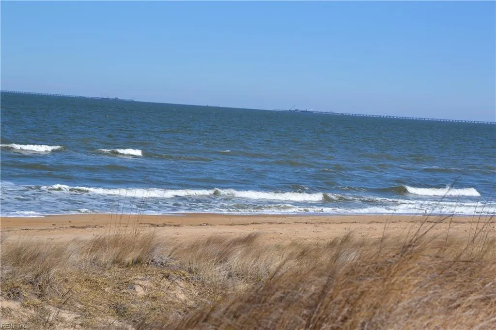 Norfolk, Virginia 23503, United States, 6 Bedrooms Bedrooms, ,4 BathroomsBathrooms,Residential,Active,88944