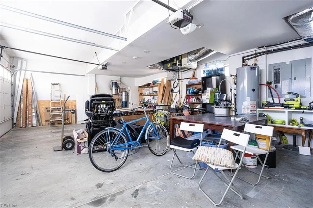 Norfolk, Virginia 23503, United States, 6 Bedrooms Bedrooms, ,4 BathroomsBathrooms,Residential,Active,88944