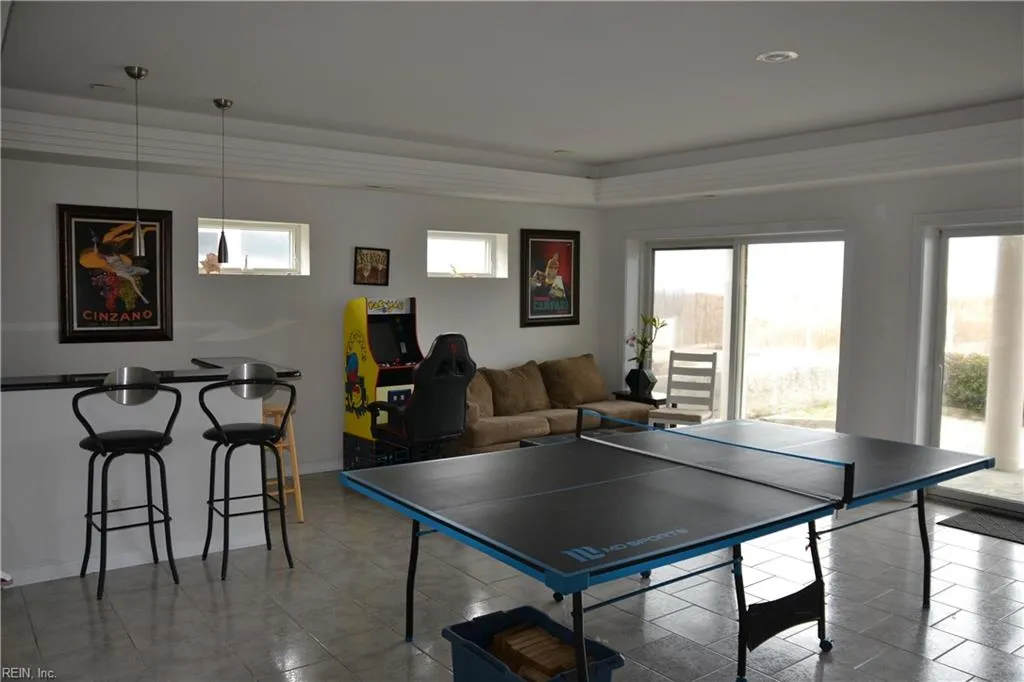 Norfolk, Virginia 23503, United States, 6 Bedrooms Bedrooms, ,4 BathroomsBathrooms,Residential,Active,88944