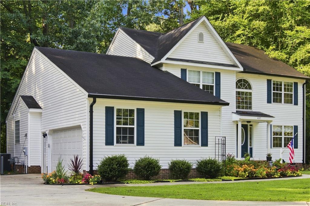 Photo of 437 Evergreen Way, Smithfield, VA 23430 (MLS # 10652068)