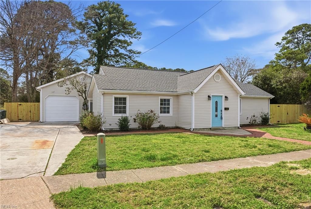 Photo of 5263 Curlew Drive, Norfolk, VA 23502 (MLS # 10624462)