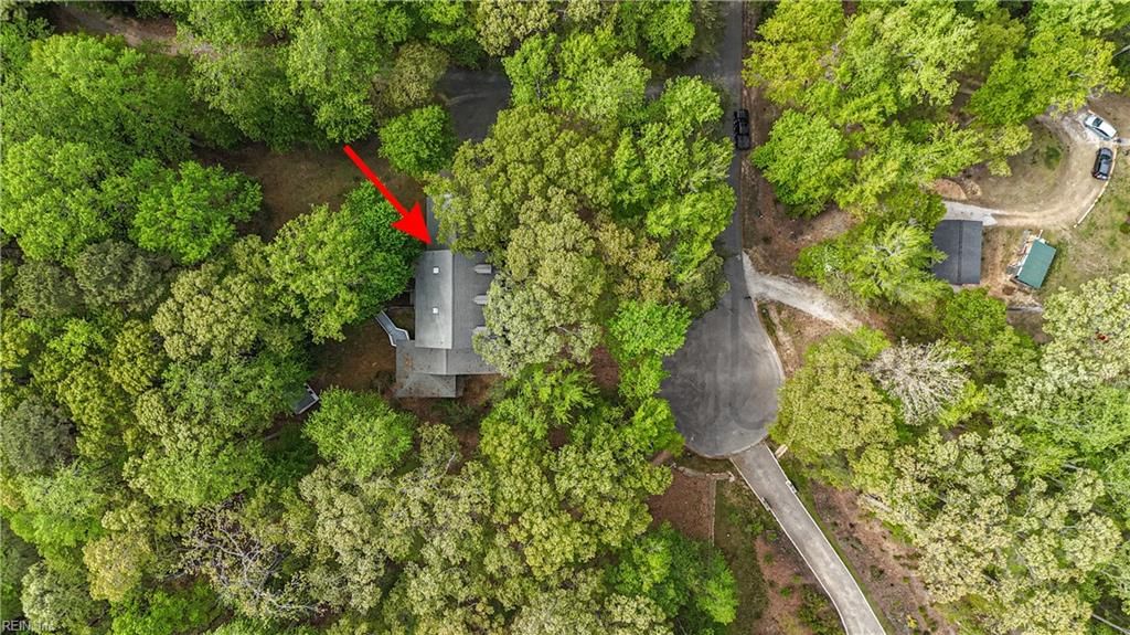 Photo of 222 Sherwood Forest, Williamsburg, VA 23188 (MLS # 10631619)