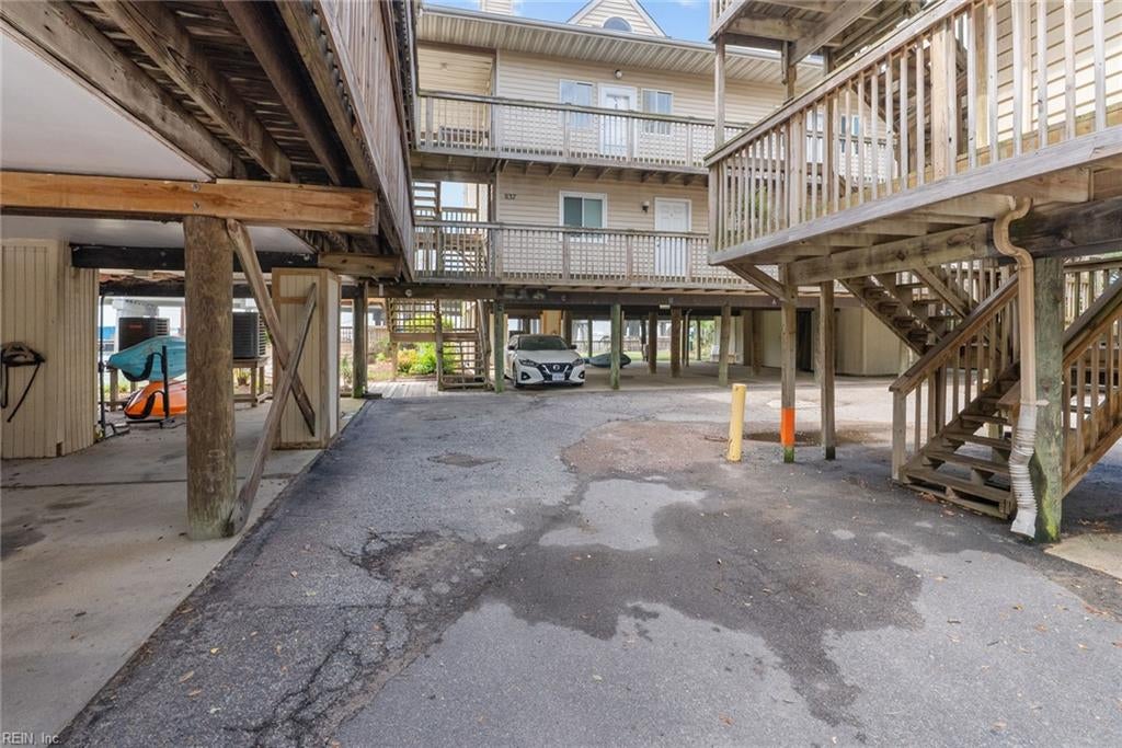 Photo of 837 Little Bay Avenue #3, Norfolk, VA 23503 (MLS # 10657649)