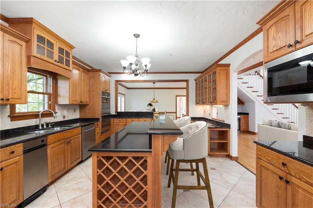 Chesapeake, Virginia 23322, United States, 6 Bedrooms Bedrooms, ,6 BathroomsBathrooms,Residential,Active,134386