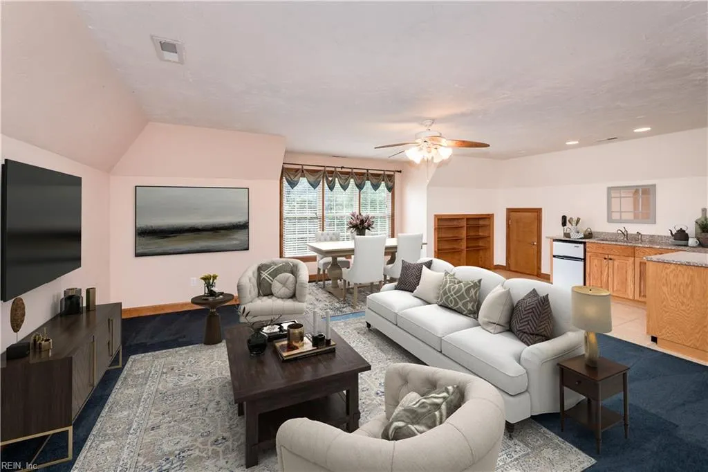 Chesapeake, Virginia 23322, United States, 6 Bedrooms Bedrooms, ,6 BathroomsBathrooms,Residential,Active,134386